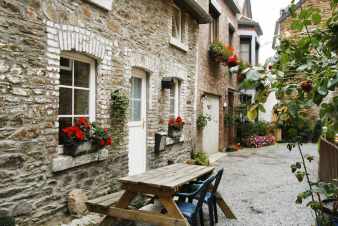 Jolie maison de vacances  louer pour 4 personnes  Spa dans les Ardennes