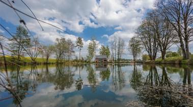               Maisons au bord de l'eau                                                      