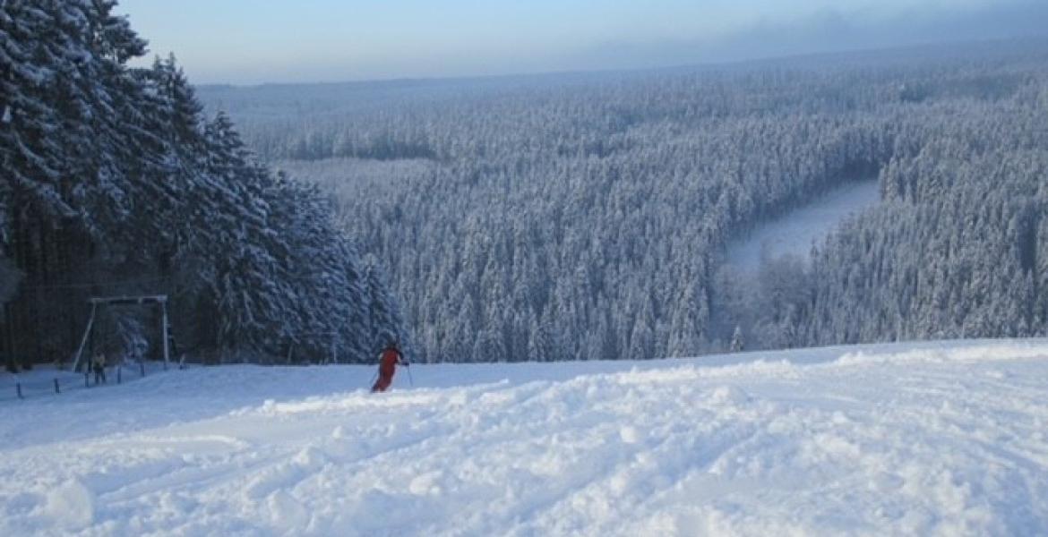 Pistes de ski de fond & alpin : où skier en Ardenne ?