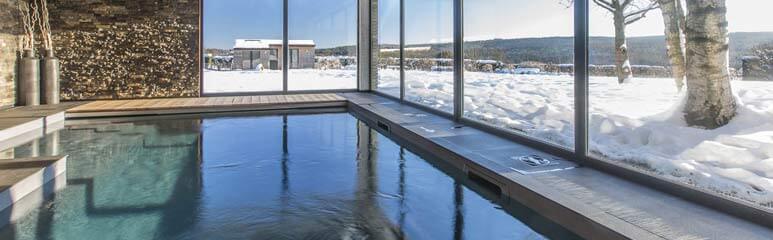 Plongeon dans la piscine