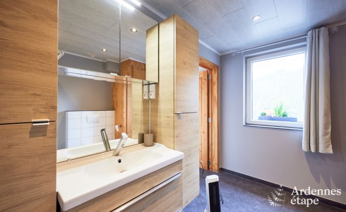 Maison de vacances adapt�e aux familles avec salle de jeux � Alle-sur-Semois, Ardenne