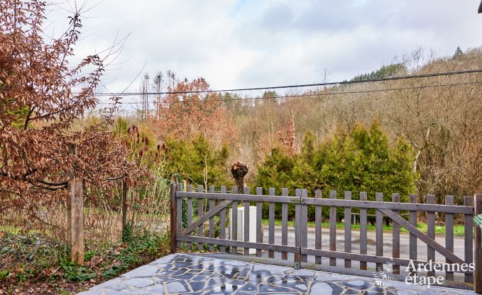 Maison de vacances adapt�e aux familles avec salle de jeux � Alle-sur-Semois, Ardenne