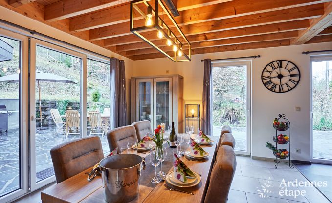 Maison de vacances adapt�e aux familles avec salle de jeux � Alle-sur-Semois, Ardenne