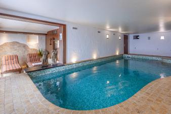 Passez un séjour 4 étoiles dans cette villa de luxe à Amel pour 9 personnes