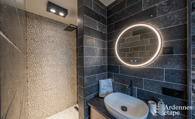 Appartement de luxe  Amel : sjour romantique pour 4 personnes avec sauna et jacuzzi en Ardenne