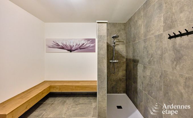 Maison de vacances moderne pour 10 personnes  Amel avec 4 chambres, 5 salles de bains, sauna, salle de fitness, salle de jeux et jardin priv