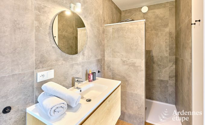 Maison de vacances moderne pour 10 personnes  Amel avec 4 chambres, 5 salles de bains, sauna, salle de fitness, salle de jeux et jardin priv