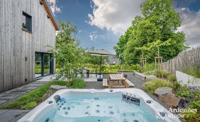 Magnifique maison de vacances avec jacuzzi extrieur et sauna  Amel, Hautes Fagnes
