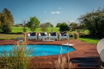 Maison romantique pour deux à Andrimont avec piscine