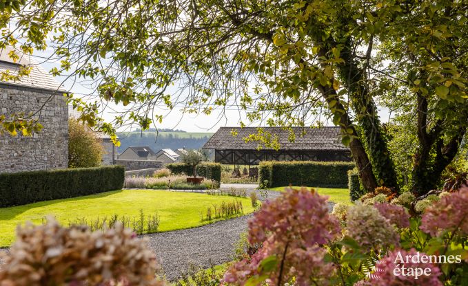 Maison de vacances authentique pour 6 personnes  Anhe avec sauna priv, terrasse couverte et intrieur de luxe