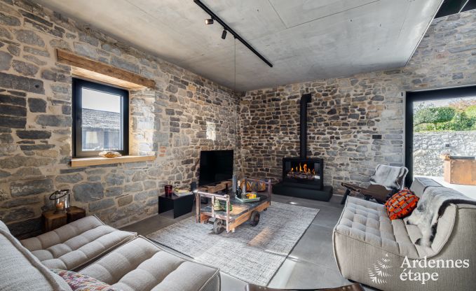 Maison de vacances authentique pour 6 personnes  Anhe avec sauna priv, terrasse couverte et intrieur de luxe