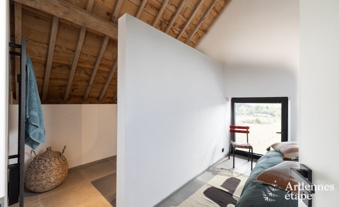 Maison de vacances authentique pour 6 personnes  Anhe avec sauna priv, terrasse couverte et intrieur de luxe