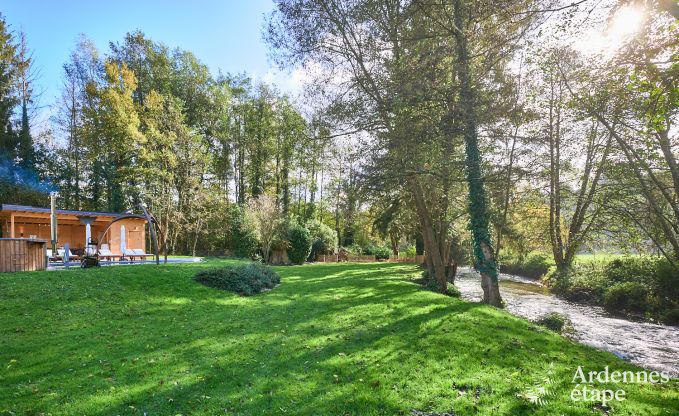 Villa de luxe avec piscine et court de tennis pour 14 personnes � Anh�e, situ�e dans la vall�e de la Molign�e