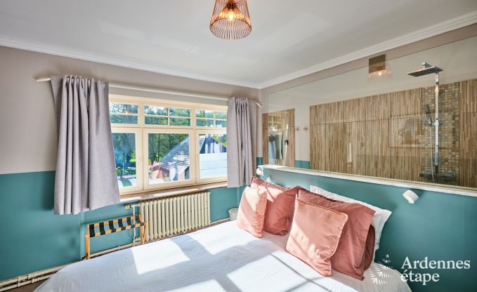 Villa de luxe avec piscine et court de tennis pour 14 personnes � Anh�e, situ�e dans la vall�e de la Molign�e