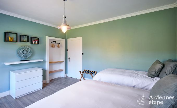 Villa de luxe avec piscine et court de tennis pour 14 personnes � Anh�e, situ�e dans la vall�e de la Molign�e