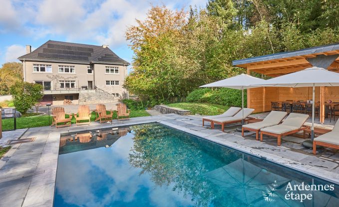 Villa de luxe avec piscine et court de tennis pour 14 personnes  Anhe, situe dans la valle de la Moligne