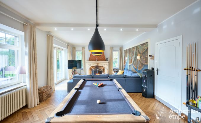 Villa de luxe avec piscine et court de tennis pour 14 personnes  Anhe, situe dans la valle de la Moligne