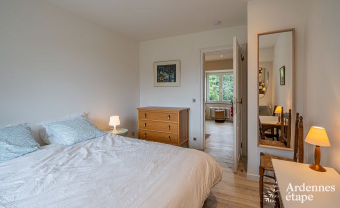 Grande villa  Assesse, 9 personnes avec 5 chambres et votre propre parc