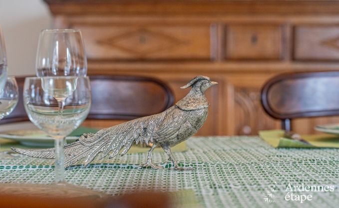 Grande villa  Assesse, 9 personnes avec 5 chambres et votre propre parc