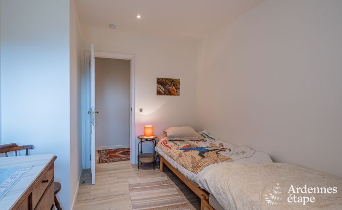 Grande villa  Assesse, 9 personnes avec 5 chambres et votre propre parc