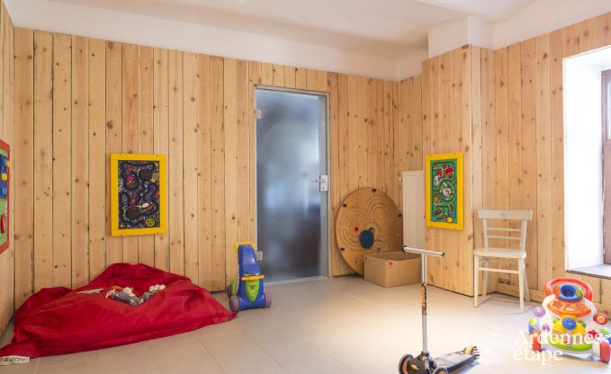 Ch�teau � Aubel pour 28 personnes en Ardenne