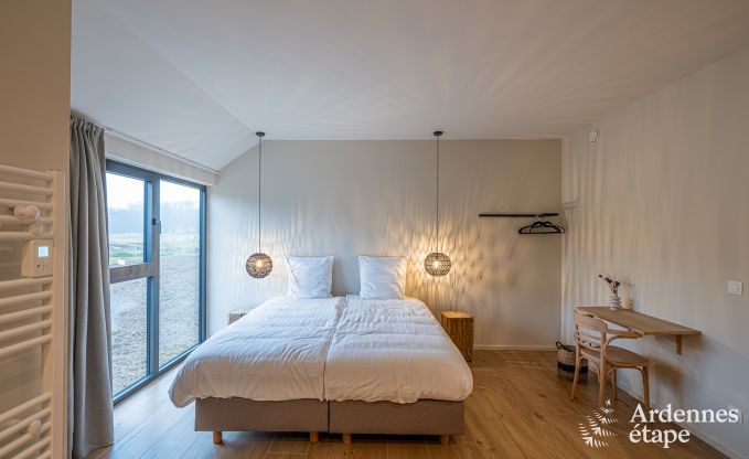 Grande maison de vacances  Aubel au bord de l'eau : idale pour 30 personnes avec piscine, billard et grands espaces