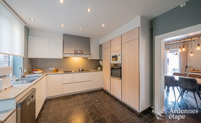 Villa de Luxe � Aubel pour 18 personnes en Ardenne