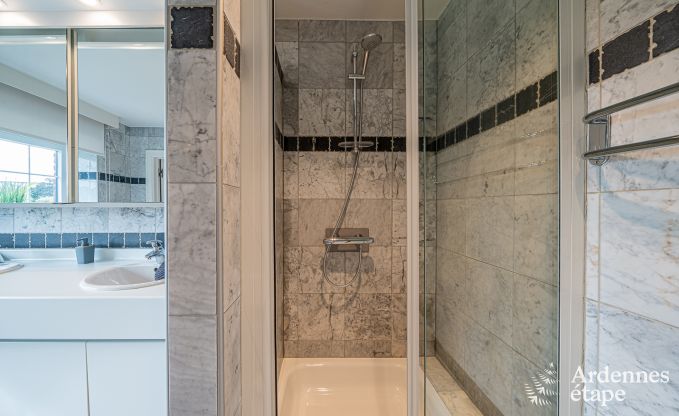 Villa de Luxe � Aubel pour 18 personnes en Ardenne