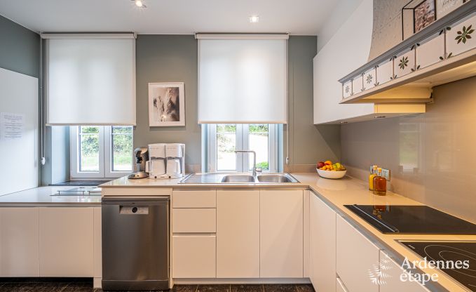 Villa de Luxe � Aubel pour 18 personnes en Ardenne