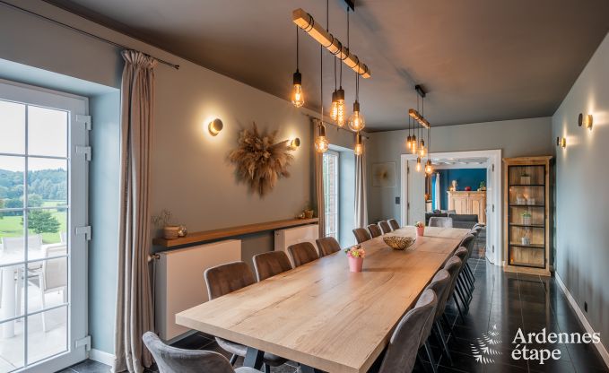 Villa de Luxe � Aubel pour 18 personnes en Ardenne