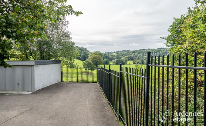 Villa de Luxe � Aubel pour 13 personnes en Ardenne