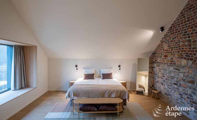 Grande maison de vacances  Aubel au bord de l'eau : idale pour 30 personnes avec piscine, billard et grands espaces