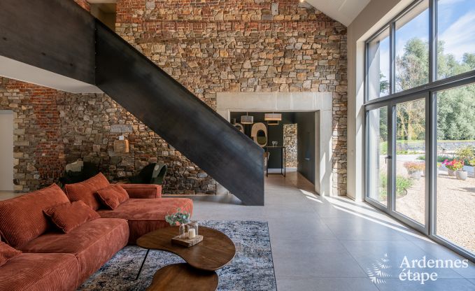 Grande maison de vacances  Aubel au bord de l'eau : idale pour 30 personnes avec piscine, billard et grands espaces