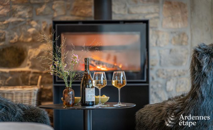 Grande maison de vacances au bord de l'eau � Aubel pour 21 personnes avec 9 chambres et salles de bains, piscine int�rieure et jardin priv�