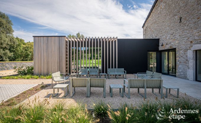 Grande maison de vacances au bord de l'eau � Aubel pour 21 personnes avec 9 chambres et salles de bains, piscine int�rieure et jardin priv�