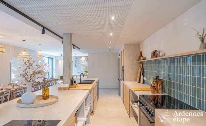 Grande maison de vacances au bord de l'eau � Aubel pour 21 personnes avec 9 chambres et salles de bains, piscine int�rieure et jardin priv�