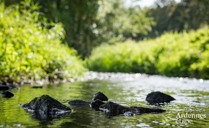 Grande maison de vacances au bord de l'eau � Aubel pour 21 personnes avec 9 chambres et salles de bains, piscine int�rieure et jardin priv�