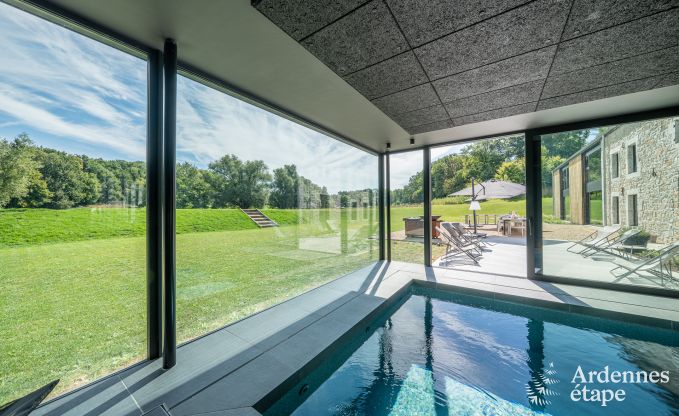 Grande maison de vacances au bord de l'eau � Aubel pour 21 personnes avec 9 chambres et salles de bains, piscine int�rieure et jardin priv�