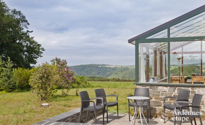 Charmante maison de vacances avec vue sur la vallée de Auby-Sur-Semois