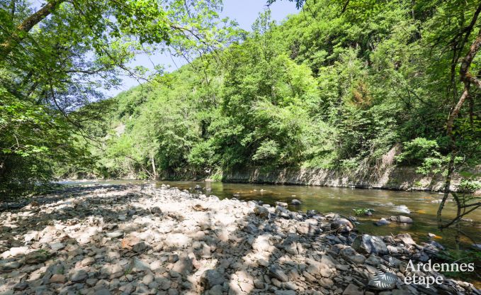 S�jour romantique � Aywaille : maison insolite en ardenne avec jardin priv�, terrasse et barbecue