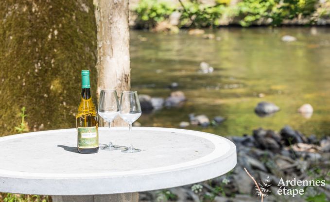 S�jour romantique � Aywaille : maison insolite en ardenne avec jardin priv�, terrasse et barbecue
