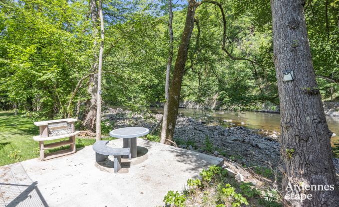 S�jour romantique � Aywaille : maison insolite en ardenne avec jardin priv�, terrasse et barbecue