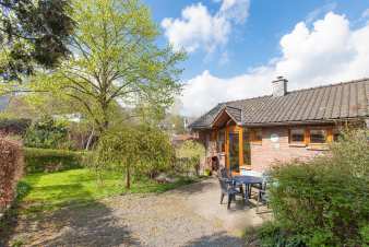 Petit gîte citadin encerclé de verdure à Aywaille pour 2/4 personnes.