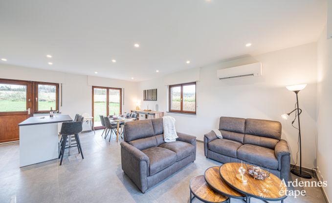 Charmante maison de vacances � Aywaille pour 2 couples avec salles de bain priv�es, cabine infrarouge et grand jardin