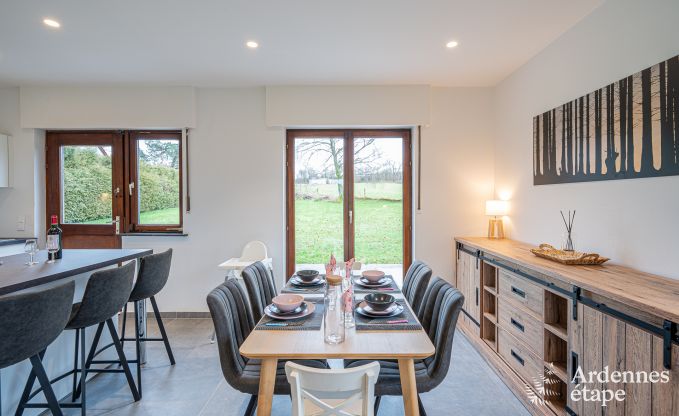 Charmante maison de vacances � Aywaille pour 2 couples avec salles de bain priv�es, cabine infrarouge et grand jardin