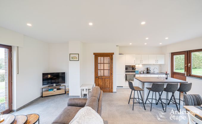 Charmante maison de vacances � Aywaille pour 2 couples avec salles de bain priv�es, cabine infrarouge et grand jardin