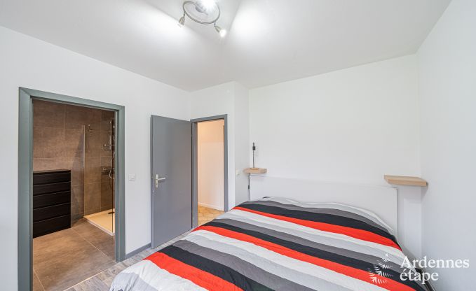 Charmante maison de vacances � Aywaille pour 2 couples avec salles de bain priv�es, cabine infrarouge et grand jardin