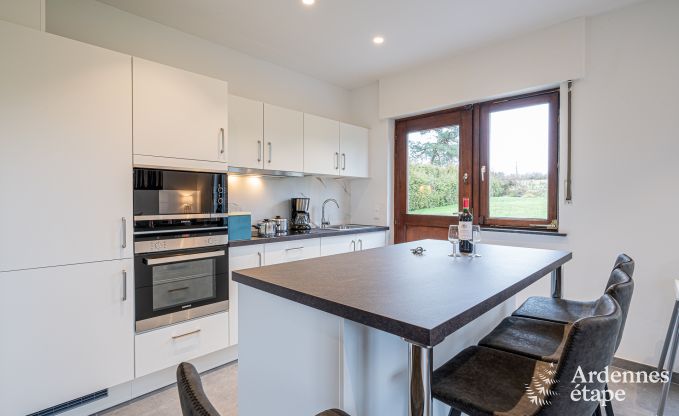 Charmante maison de vacances � Aywaille pour 2 couples avec salles de bain priv�es, cabine infrarouge et grand jardin