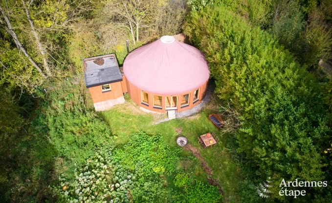 Grande yourte pour 4 personnes � Aywaille avec poele � pellets et jardin priv� avec terrasse