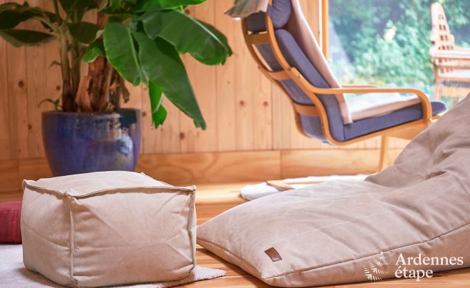 Grande yourte pour 4 personnes � Aywaille avec poele � pellets et jardin priv� avec terrasse